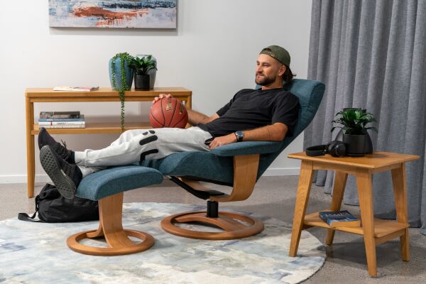 Tampa Large Recliner & Footstool (ELP)